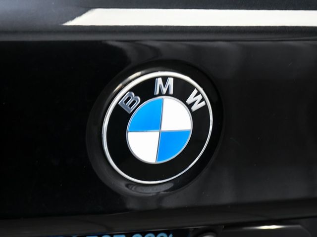 2019 BMW 5 Series 530i xDrive - 22936638 - 76