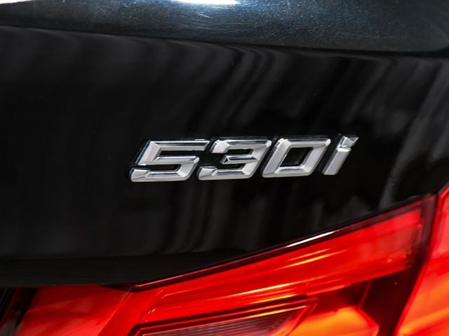 2019 BMW 5 Series 530i xDrive - 22936638 - 77