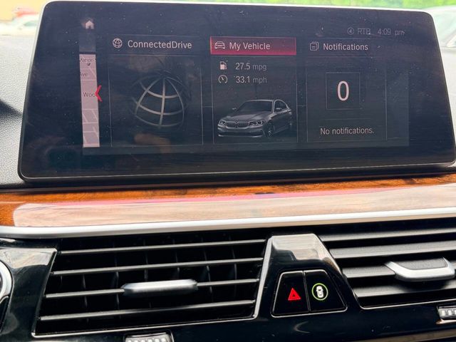 2019 BMW 5 Series 530i xDrive - 23043867 - 37