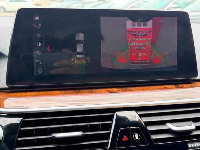 2019 BMW 5 Series 530i xDrive - 23043867 - 38