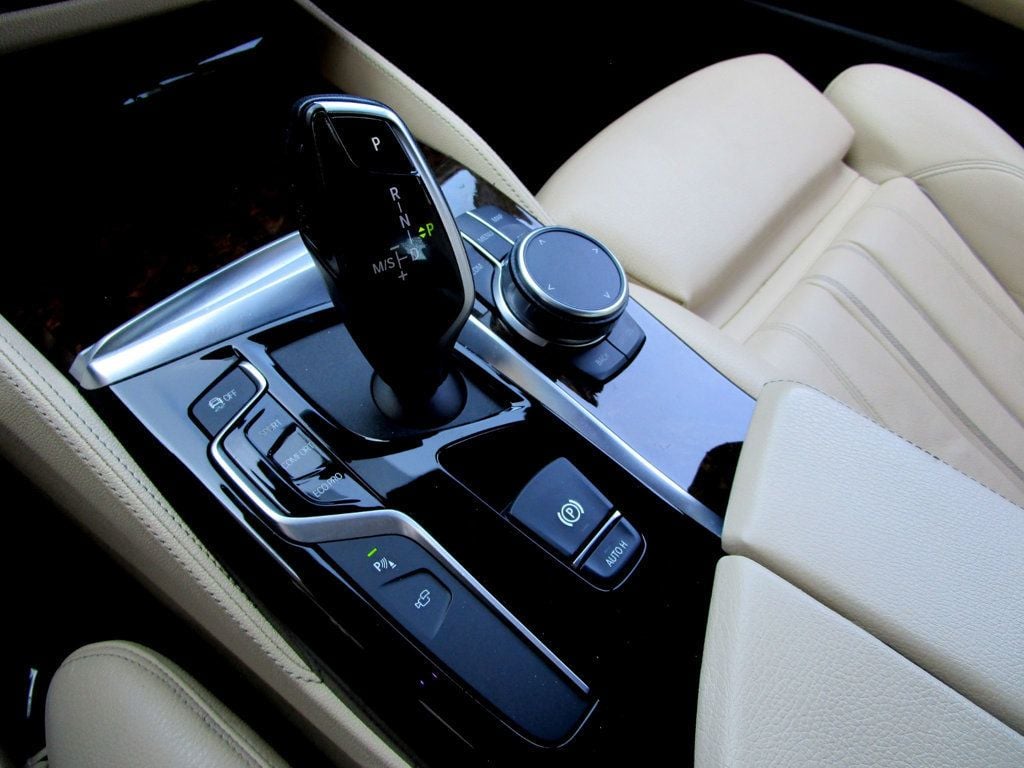2019 BMW 5 Series 530i xDrive - 23031486 - 23