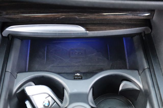 2019 BMW 5 Series 530i xDrive - 22970743 - 37