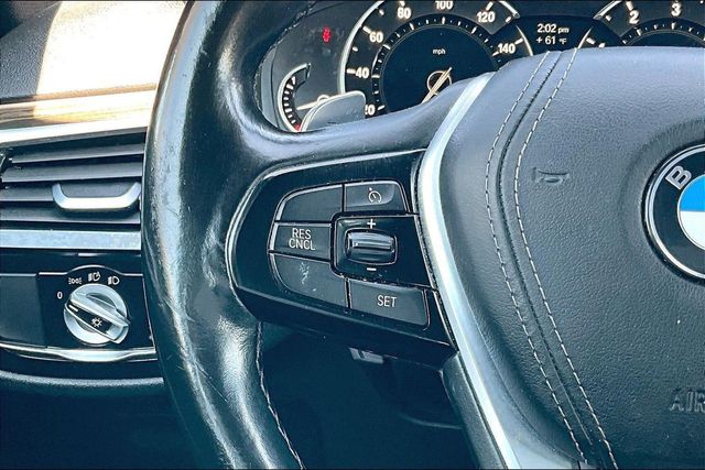 2019 BMW 5 Series 530i xDrive - 23007106 - 19
