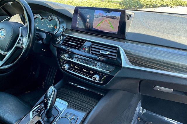 2019 BMW 5 Series 530i xDrive - 23007106 - 28
