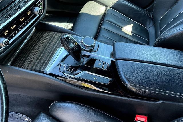 2019 BMW 5 Series 530i xDrive - 23007106 - 29