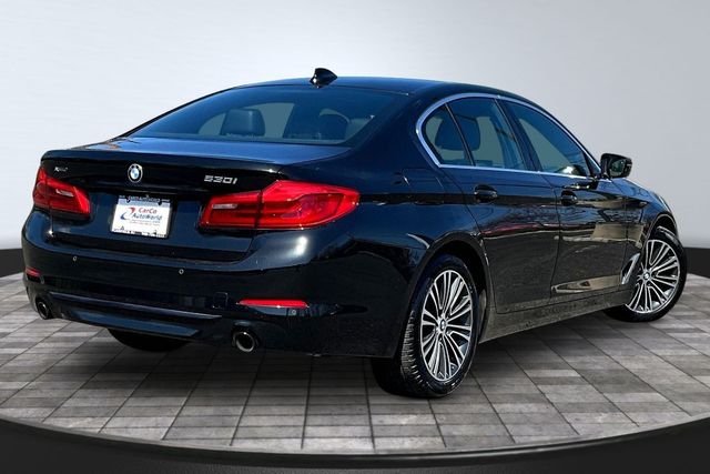 2019 BMW 5 Series 530i xDrive - 23007106 - 4