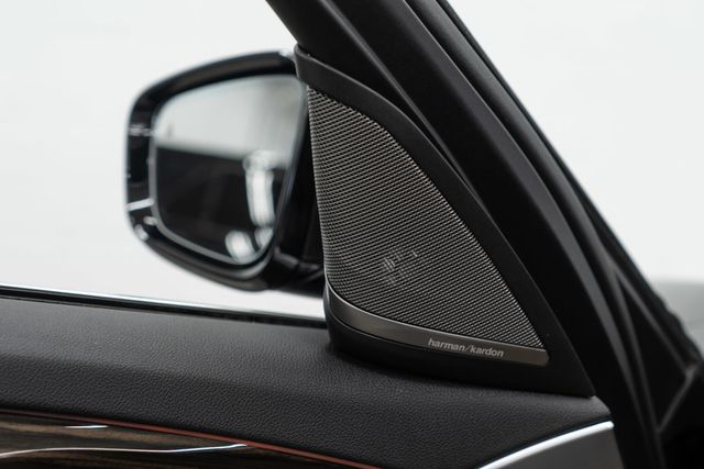 2019 BMW 5 Series 530i xDrive - 23016991 - 15