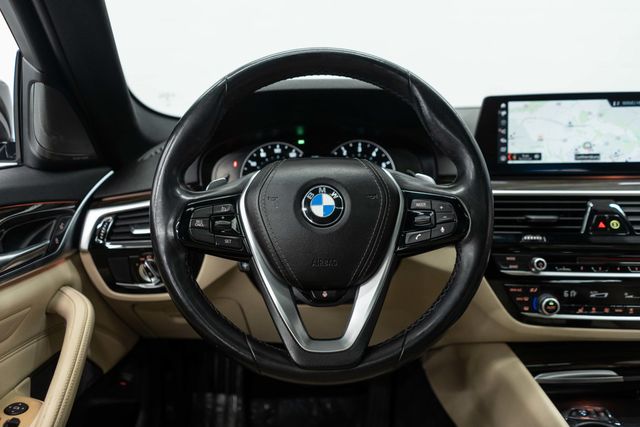 2019 BMW 5 Series 530i xDrive - 23016991 - 16