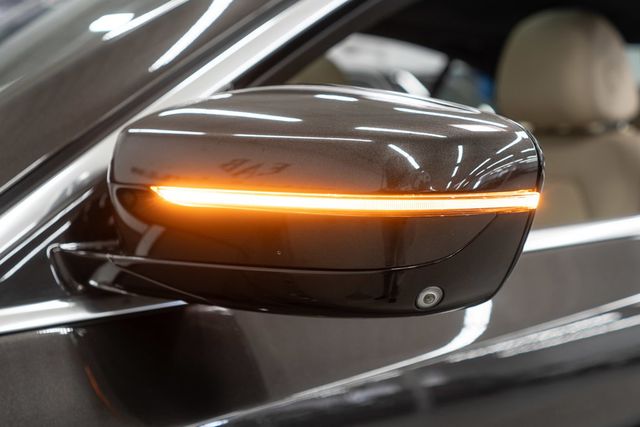 2019 BMW 5 Series 530i xDrive - 23016991 - 53