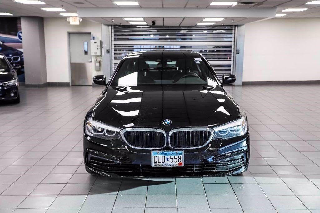 2019 BMW 5 Series 530i xDrive - 21131138 - 12