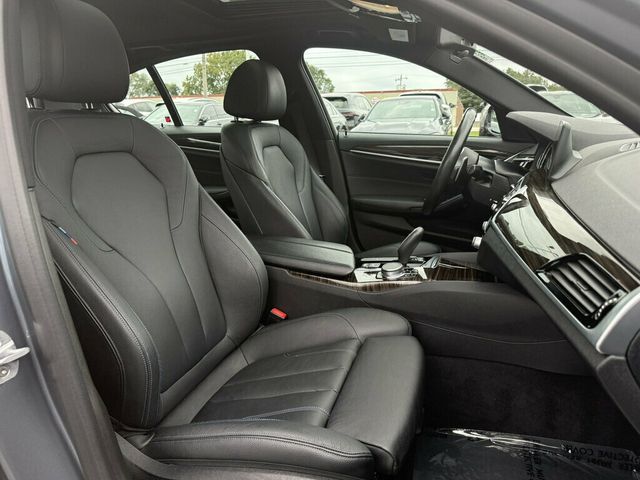 2019 BMW 5 Series 530i xDrive - 23083668 - 13