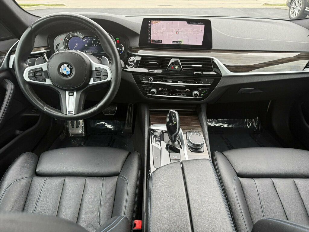 2019 BMW 5 Series 530i xDrive - 23083668 - 1