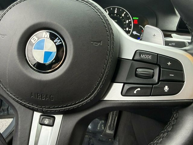 2019 BMW 5 Series 530i xDrive - 23083668 - 25