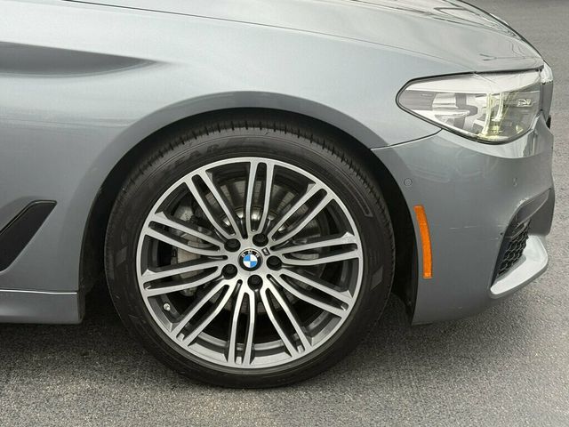 2019 BMW 5 Series 530i xDrive - 23083668 - 31
