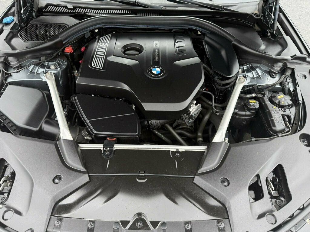 2019 BMW 5 Series 530i xDrive - 23083668 - 35