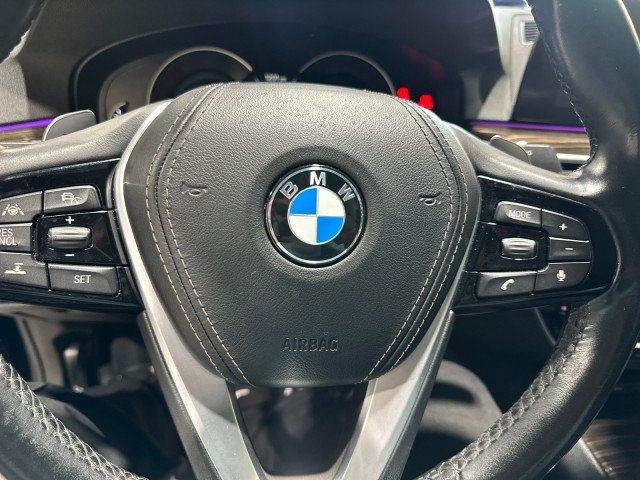 2019 BMW 5 Series 540i - 22580621 - 10