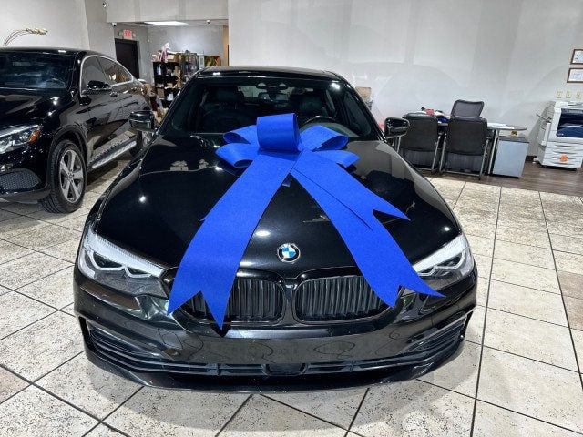 2019 BMW 5 Series 540i - 22580621 - 1