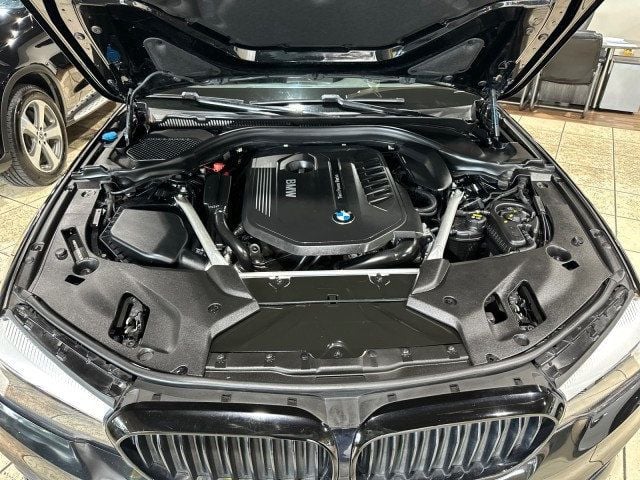 2019 BMW 5 Series 540i - 22580621 - 26