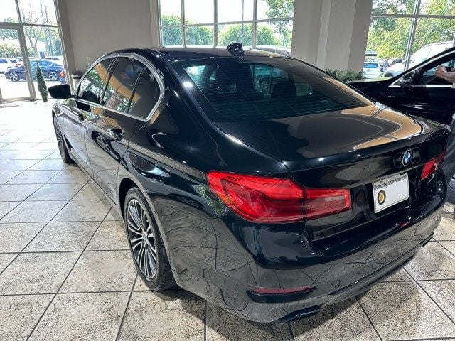 2019 BMW 5 Series 540i - 22580621 - 3