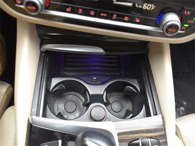 2019 BMW 5 Series 540i - 22986718 - 13