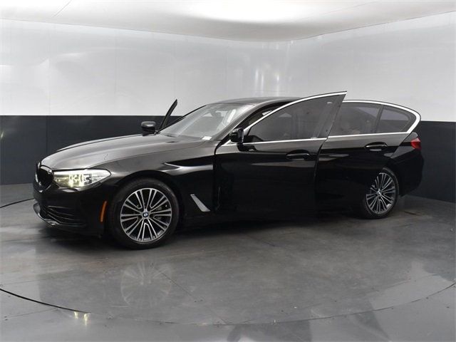 2019 BMW 5 Series 540i - 22986718 - 30