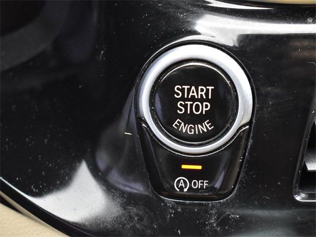 2019 BMW 5 Series 540i - 22986718 - 8