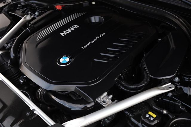 2019 BMW 5 Series 540i - 23031380 - 11