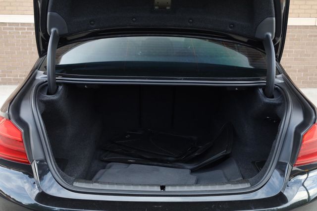 2019 BMW 5 Series 540i - 23031380 - 12