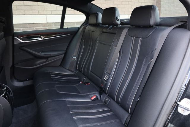 2019 BMW 5 Series 540i - 23031380 - 21