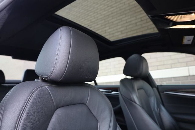 2019 BMW 5 Series 540i - 23031380 - 28