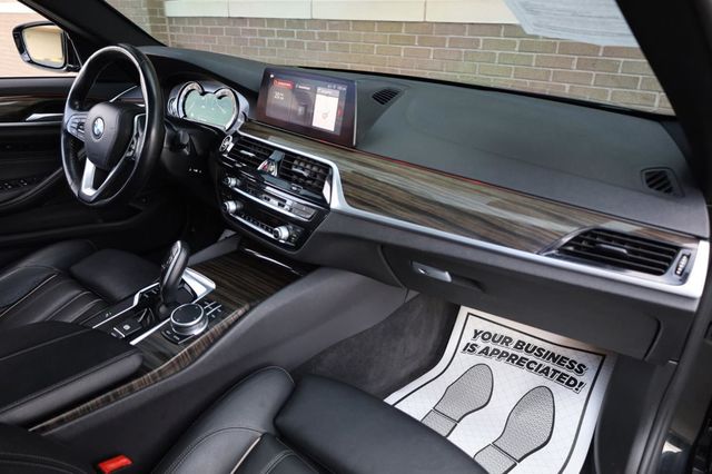 2019 BMW 5 Series 540i - 23031380 - 29