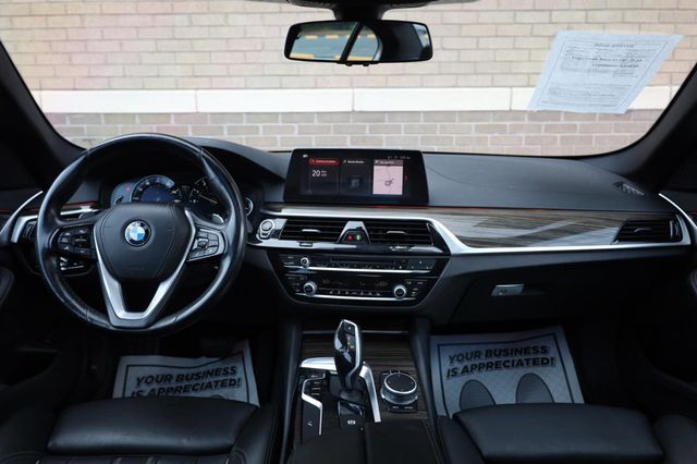 2019 BMW 5 Series 540i - 23031380 - 30