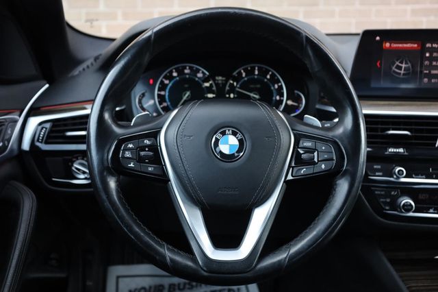 2019 BMW 5 Series 540i - 23031380 - 31