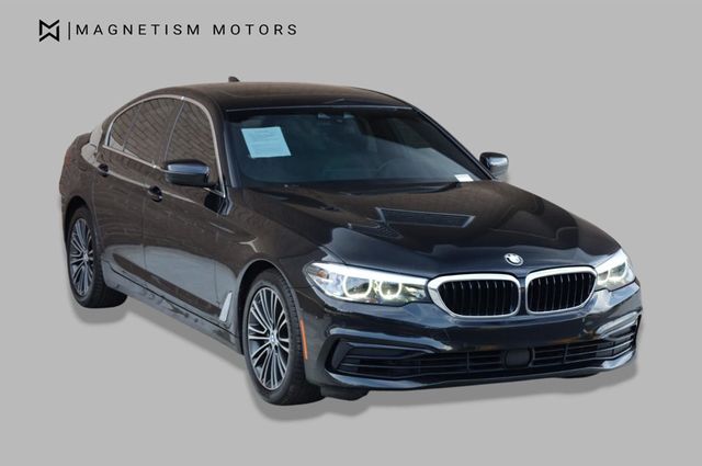 2019 BMW 5 Series 540i - 23031380 - 3
