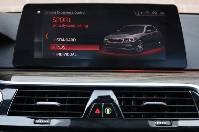 2019 BMW 5 Series 540i - 23031380 - 43
