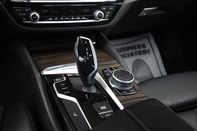 2019 BMW 5 Series 540i - 23031380 - 50