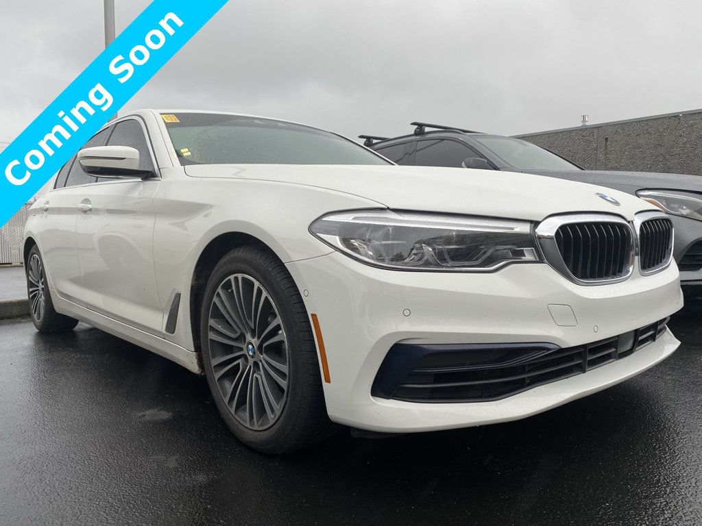 2019 BMW 5 Series 540i - 22672132 - 0