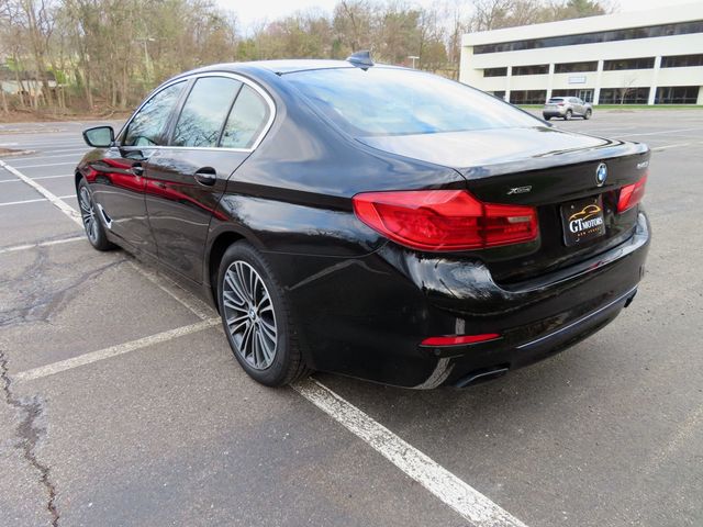 2019 BMW 5 Series 540i xDrive - 23006225 - 11