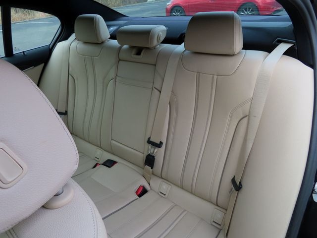 2019 BMW 5 Series 540i xDrive - 23006225 - 31