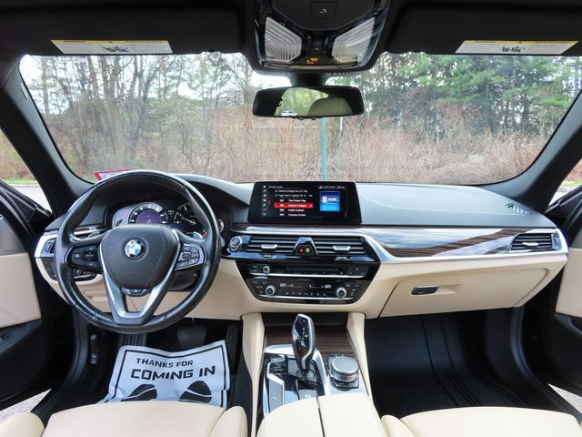 2019 BMW 5 Series 540i xDrive - 23006225 - 4