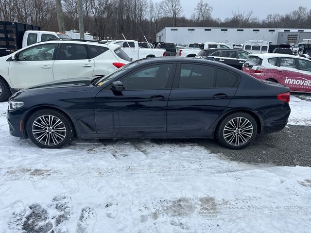 2019 BMW 5 Series 540i xDrive - 22753030 - 3