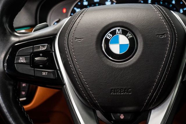 2019 BMW 5 Series 540i xDrive - 23013703 - 15