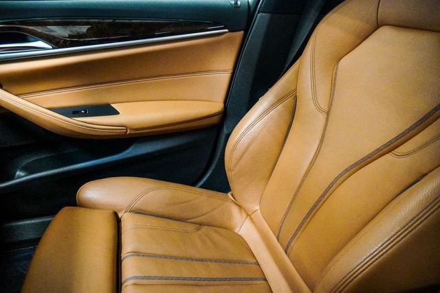 2019 BMW 5 Series 540i xDrive - 23013703 - 28