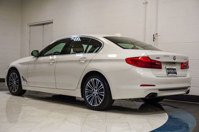 2019 BMW 5 Series 540i xDrive - 23013703 - 32