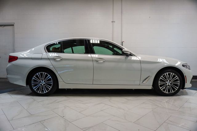 2019 BMW 5 Series 540i xDrive - 23013703 - 34