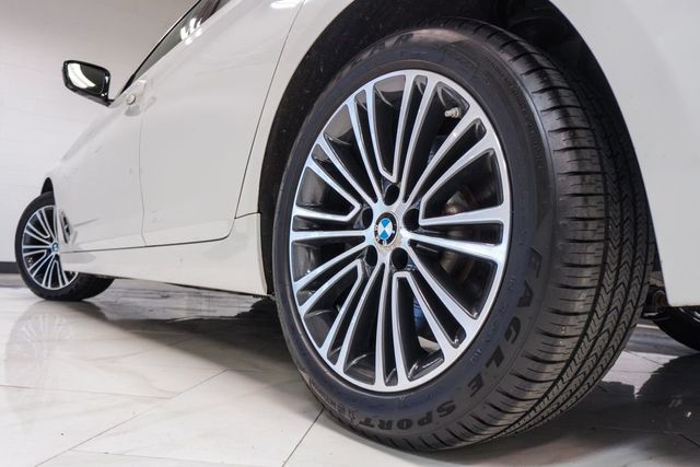2019 BMW 5 Series 540i xDrive - 23013703 - 35