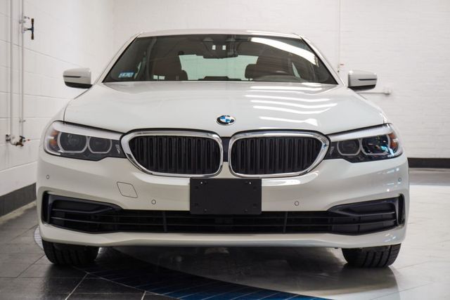 2019 BMW 5 Series 540i xDrive - 23013703 - 37