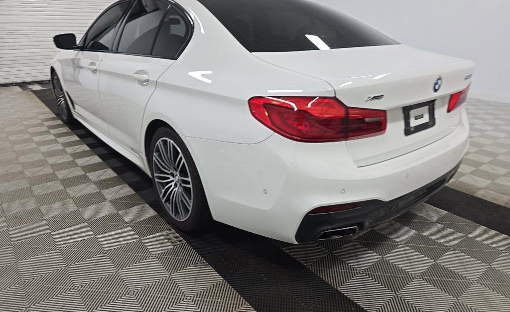 2019 BMW 5 Series 540i xDrive - 23033007 - 6