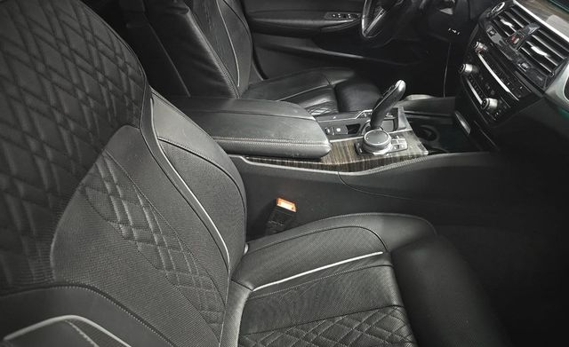 2019 BMW 5 Series 540i xDrive - 23033007 - 8