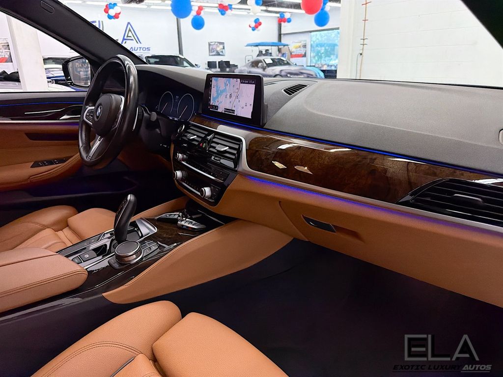 2019 BMW 5 Series 540i xDrive - 23036021 - 38